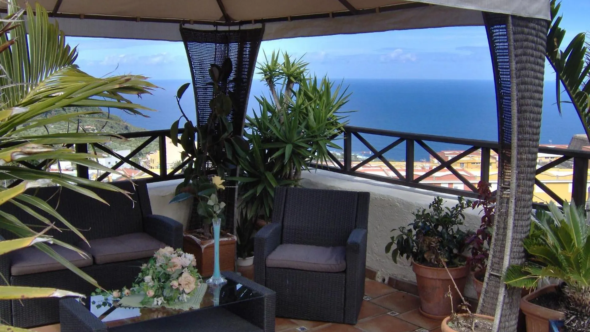 Holiday Home In English Style With Sea View Icod De Los Vinos Apartment