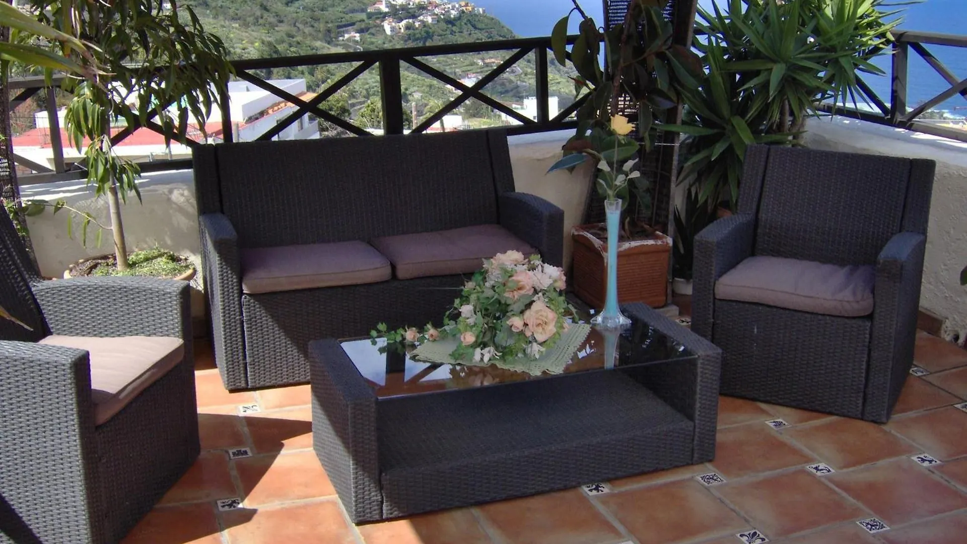 Holiday Home In English Style With Sea View Icod De Los Vinos Apartment